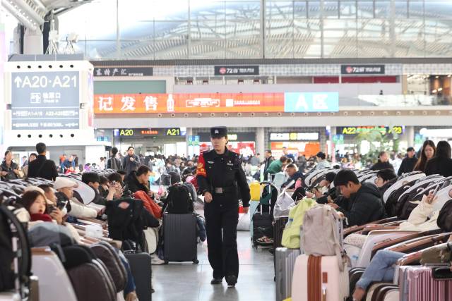 李文潔在站內做安全宣講
